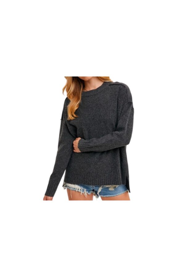 BLUIVY SIDE SLIT CREW NECK SWEATER