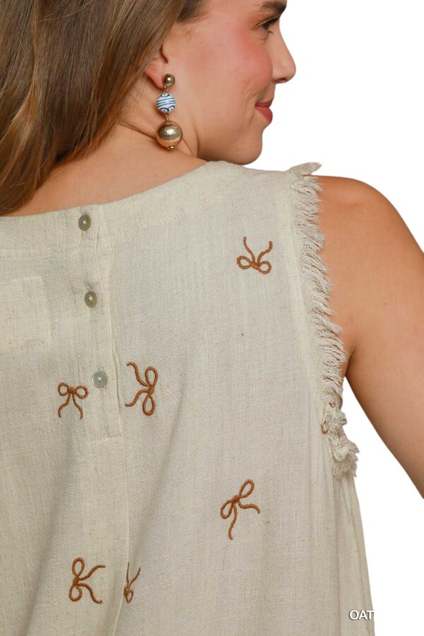 UMGEE LINEN BLEND EMBROIDERED BOW TANK - Image 9