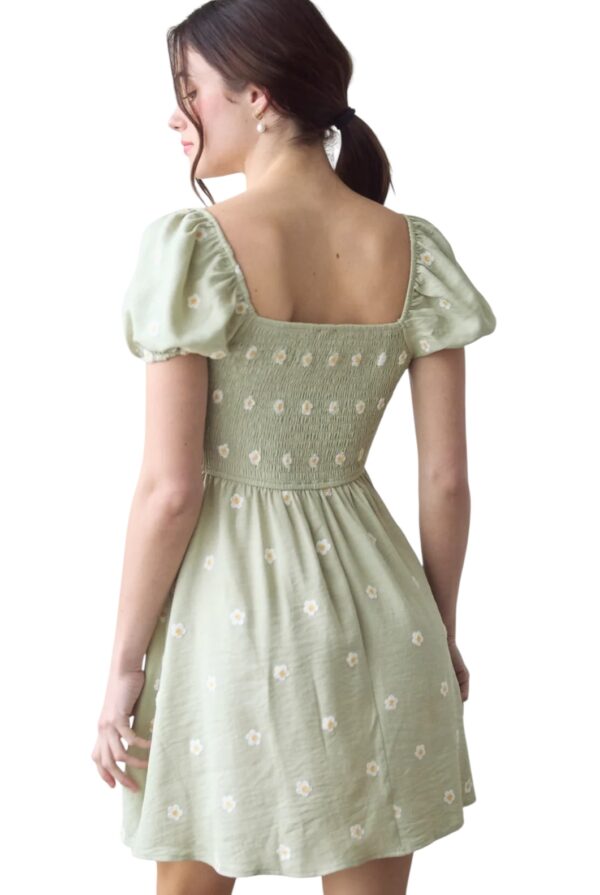 BLUPEPPER PUFF SLEEVE SMOCKED EMBROIDERED DAISY DRESS - Image 2